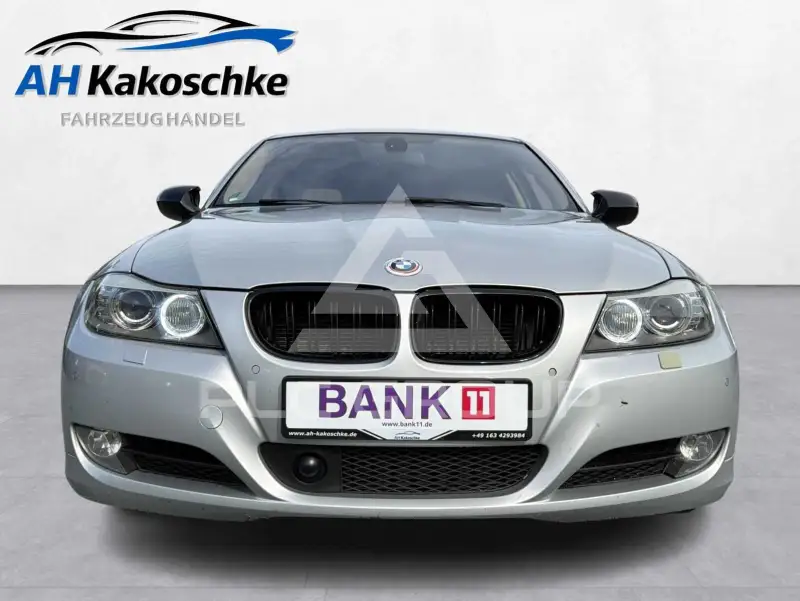 2009 BMW 325