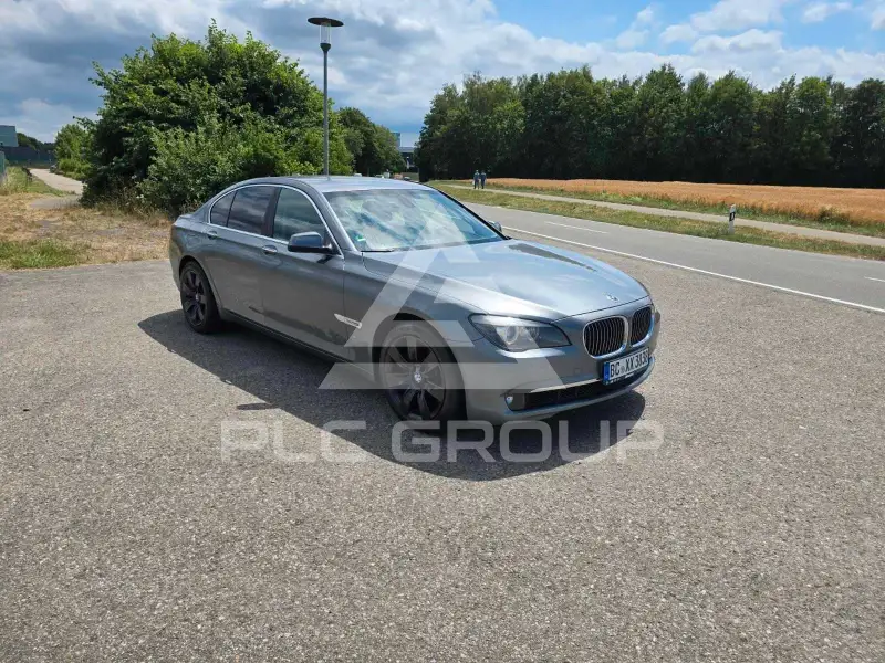 2009 BMW 740