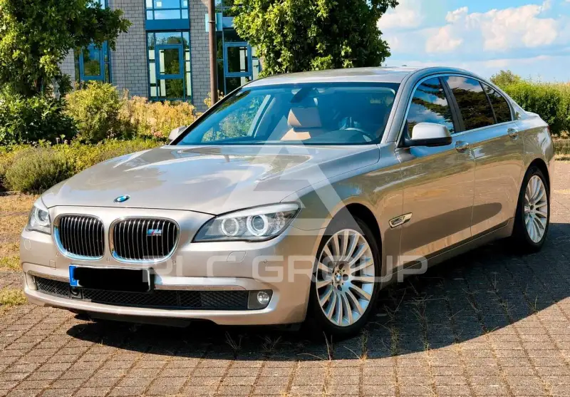 2009 BMW 740