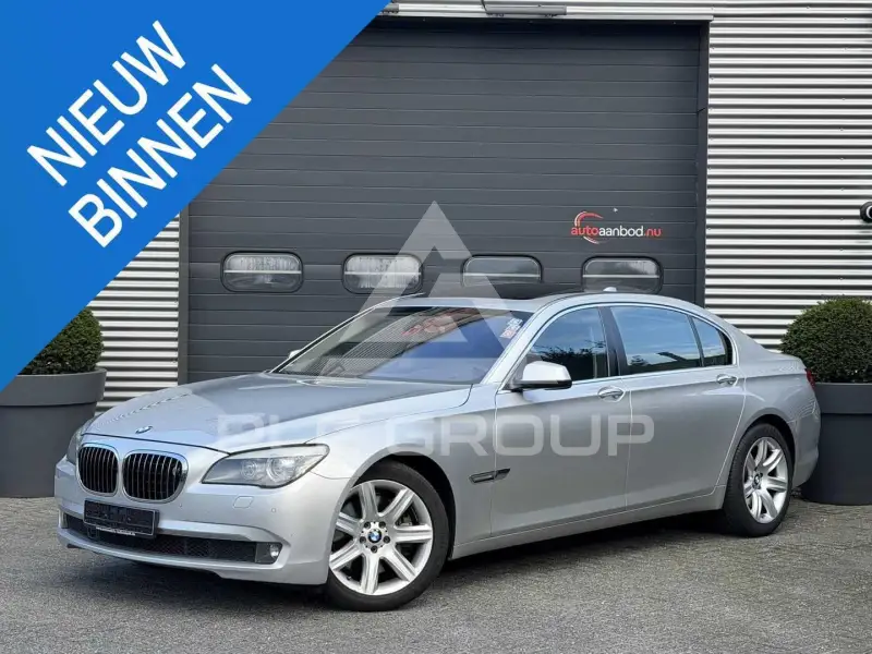 2009 BMW 750