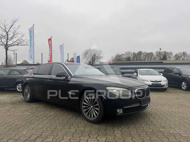 2009 BMW 750