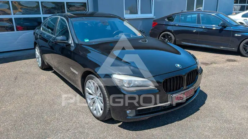 2009 BMW 750