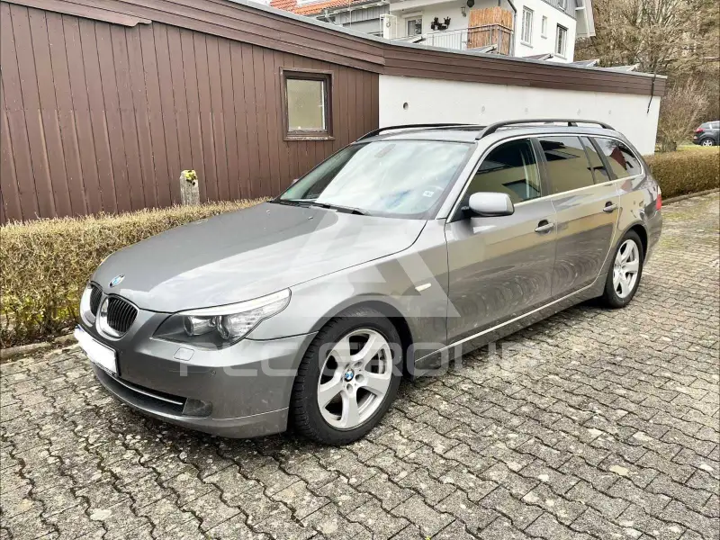 2009 BMW 523
