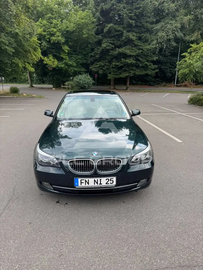2009 BMW 523