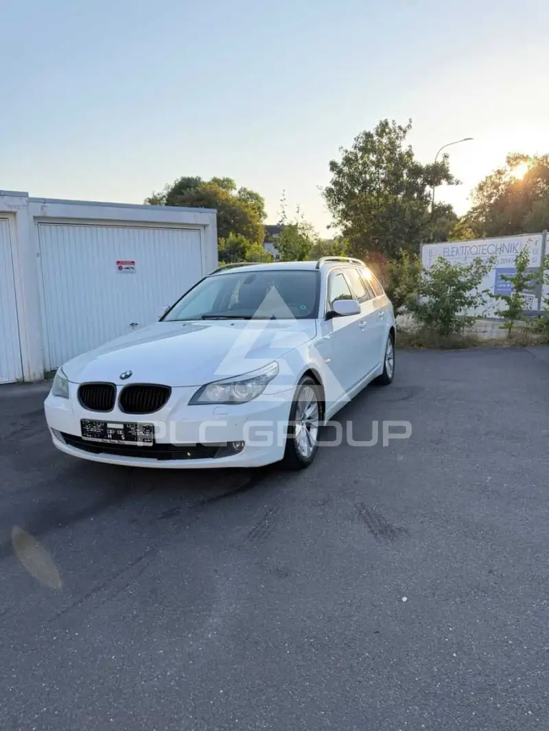 2009 BMW 523