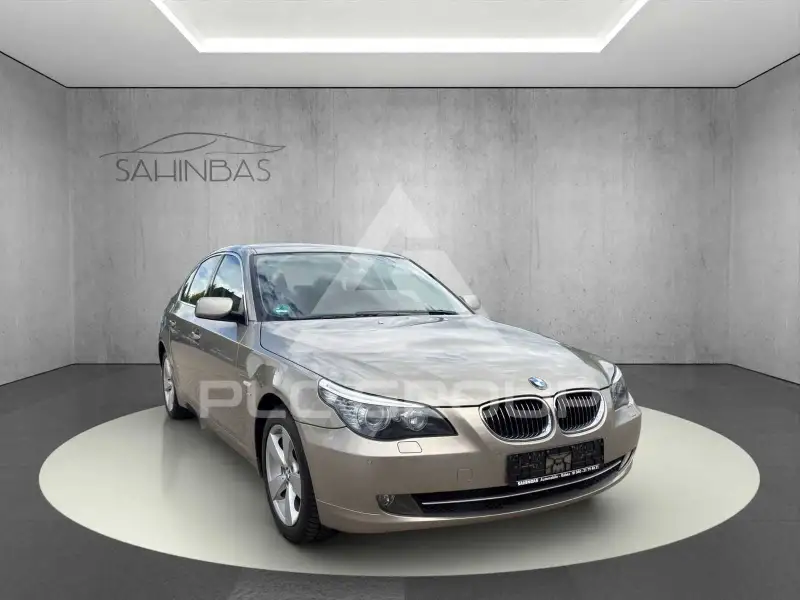 2009 BMW 525
