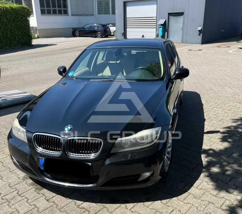 2009 BMW 320