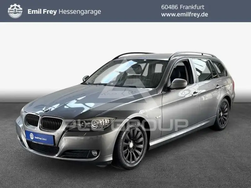 2009 BMW 320
