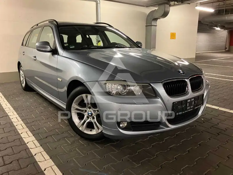 2009 BMW 320