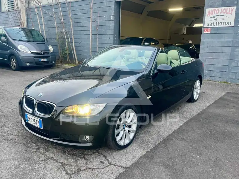 2009 BMW 320