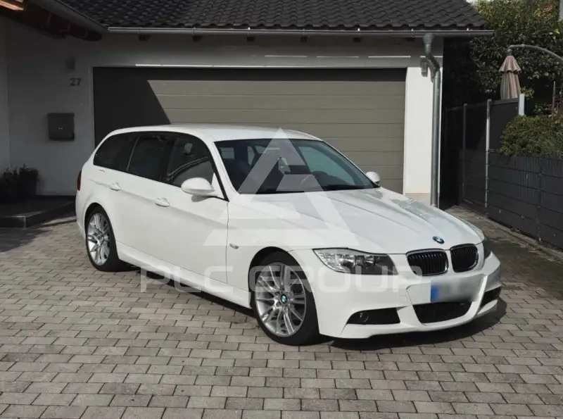 2009 BMW 320