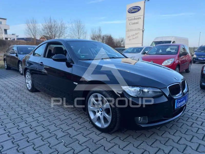 2009 BMW 320