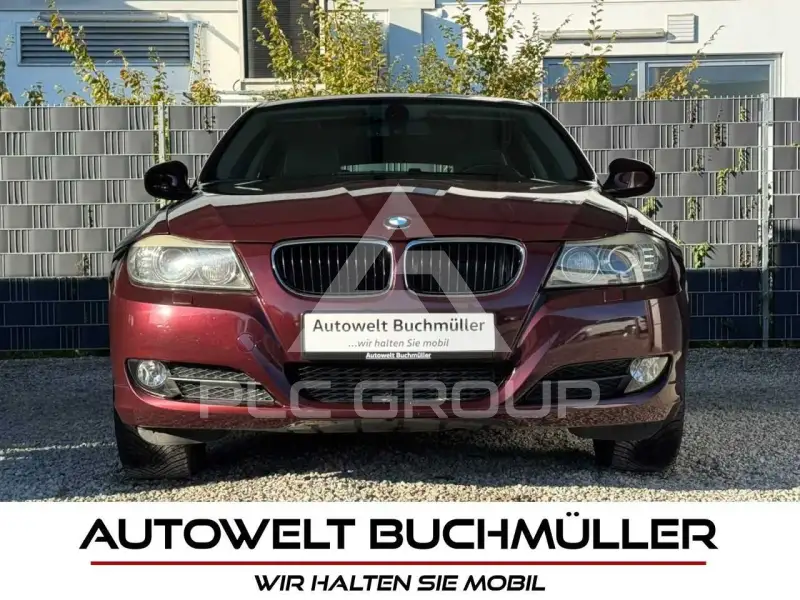 2009 BMW 320