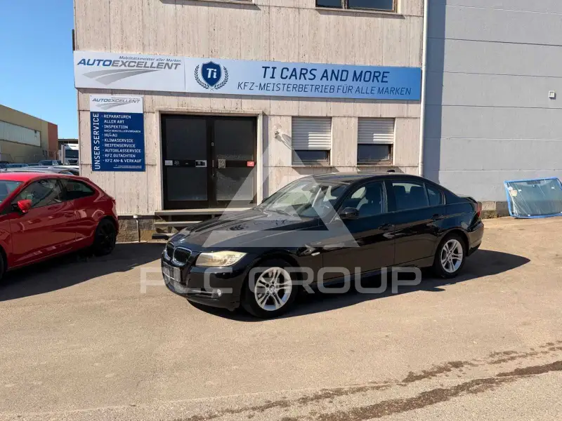 2009 BMW 320