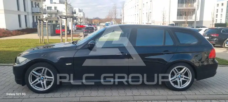 2009 BMW 320