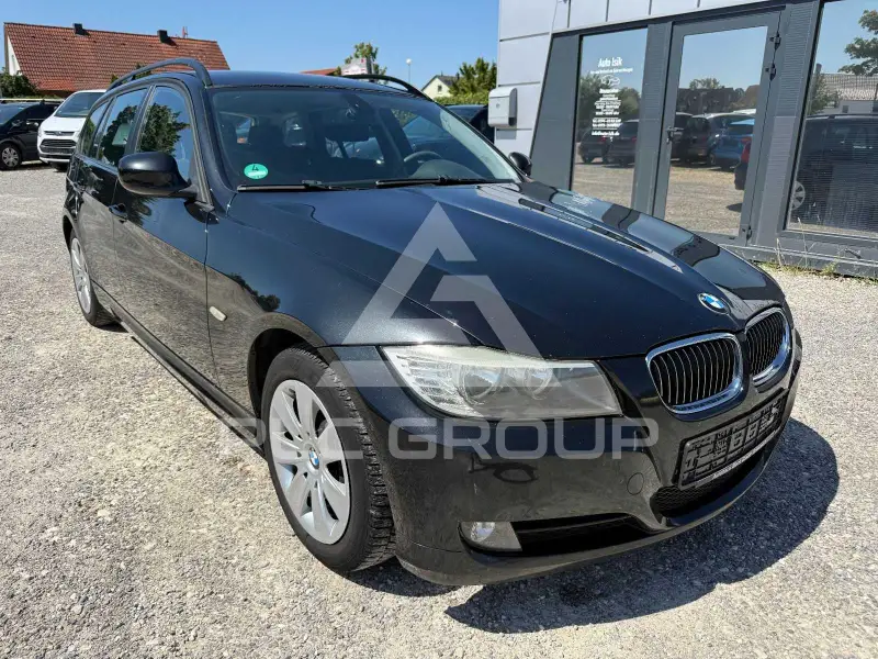 2009 BMW 320