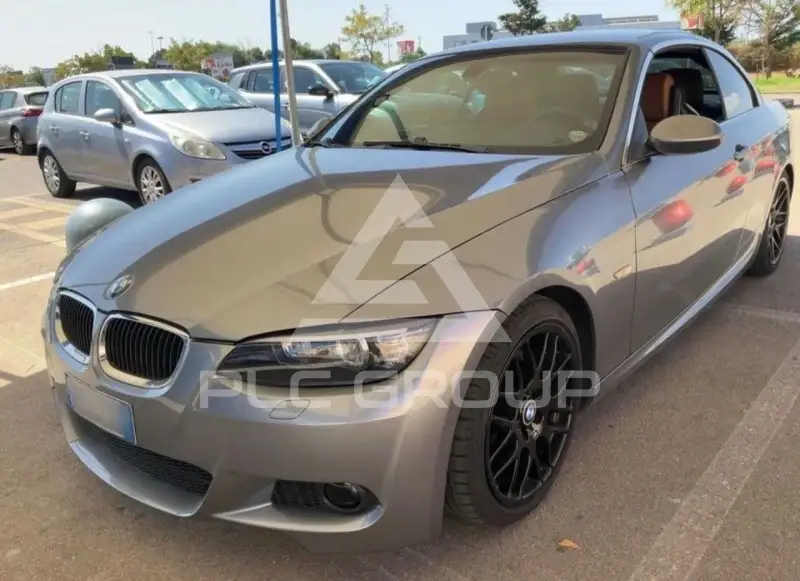 2009 BMW 320
