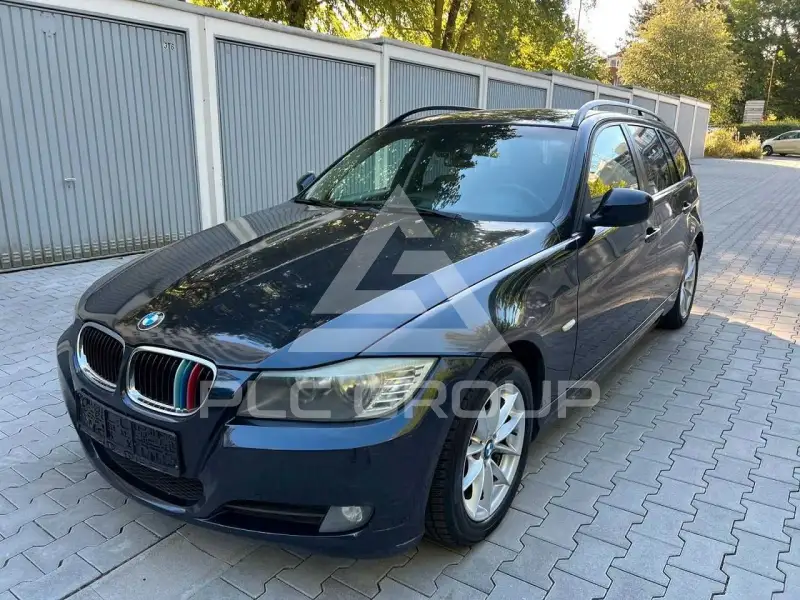 2009 BMW 320
