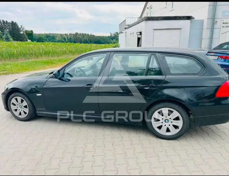 2009 BMW 320