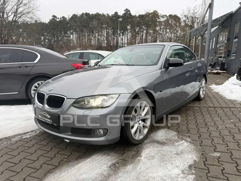 2009 BMW 320