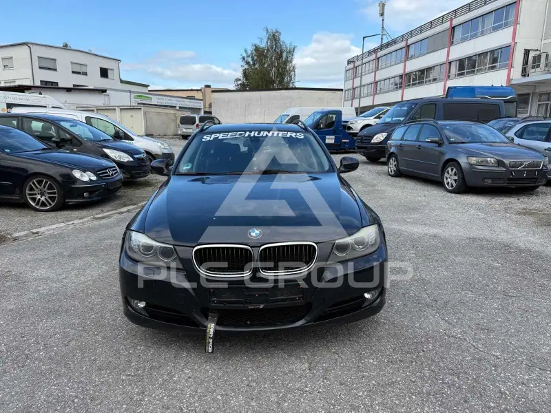 2009 BMW 320