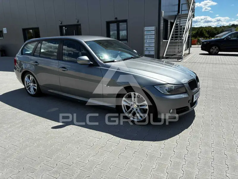 2009 BMW 320