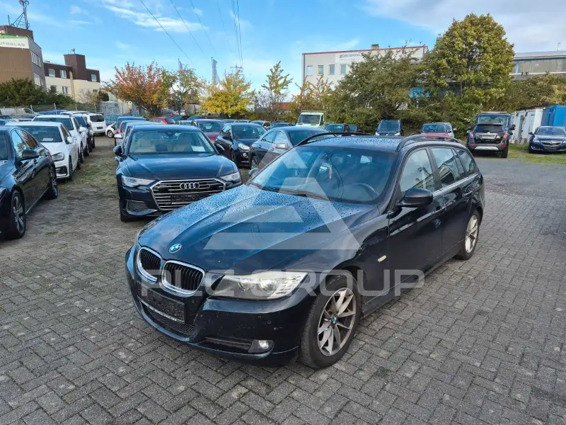 2009 BMW 320