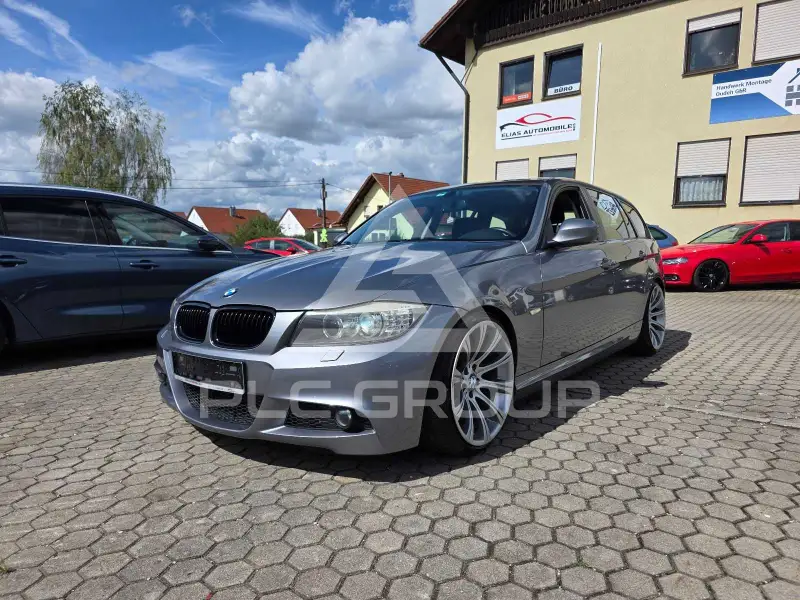 2009 BMW 320