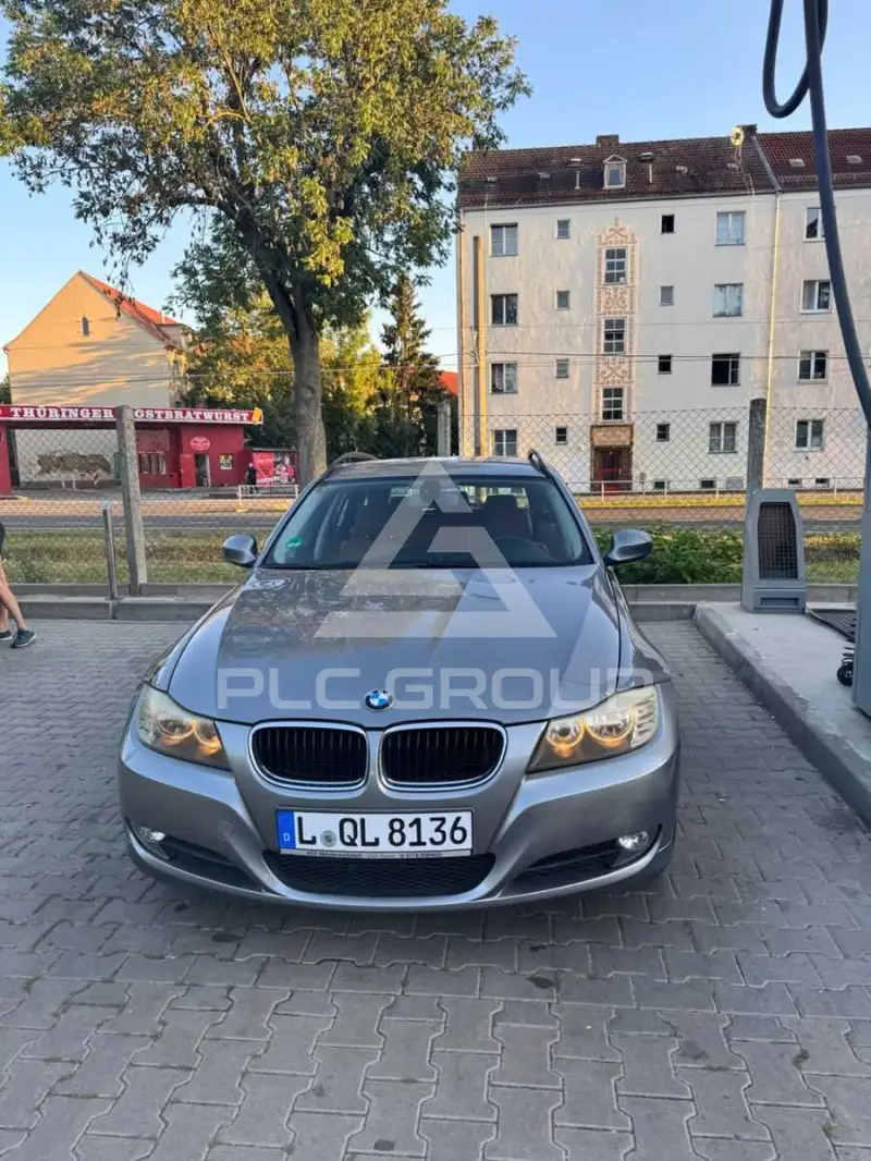 2009 BMW 320
