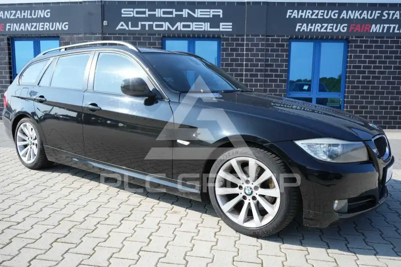 2009 BMW 320
