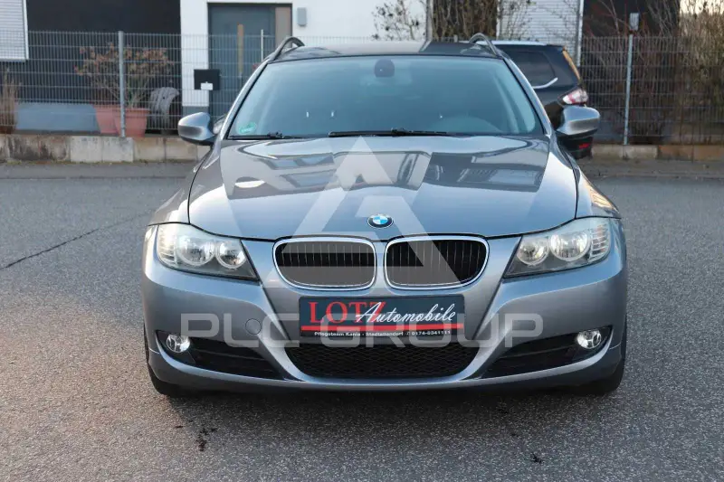 2009 BMW 320