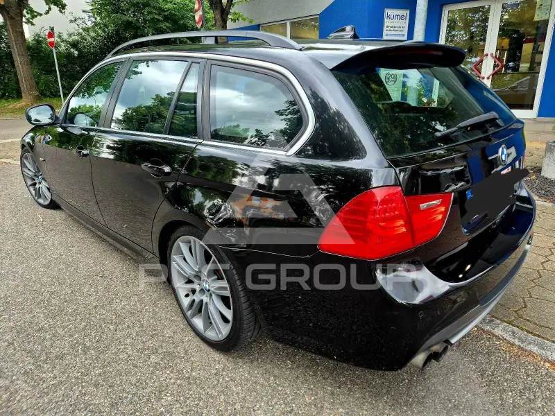 2009 BMW 330