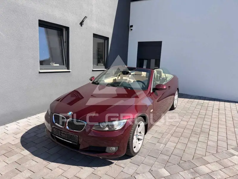 2009 BMW 330