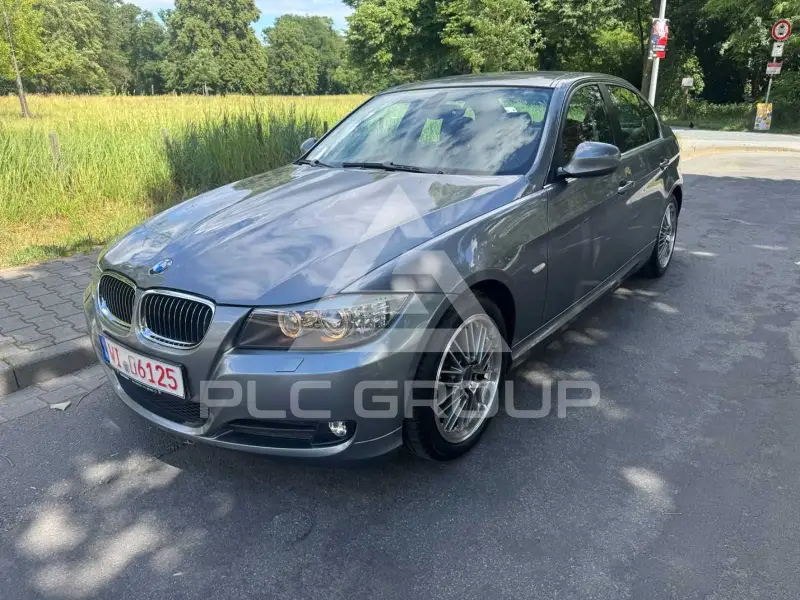 2009 BMW 330