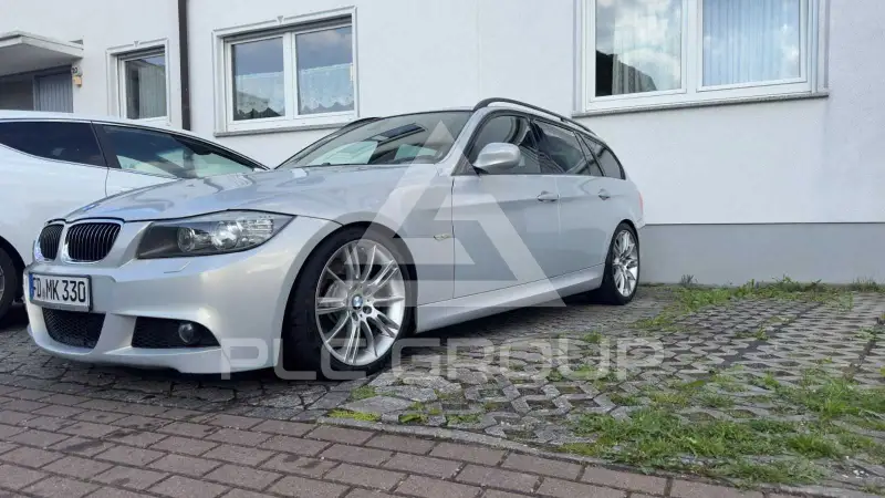 2009 BMW 330