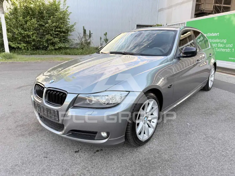 2009 BMW 330