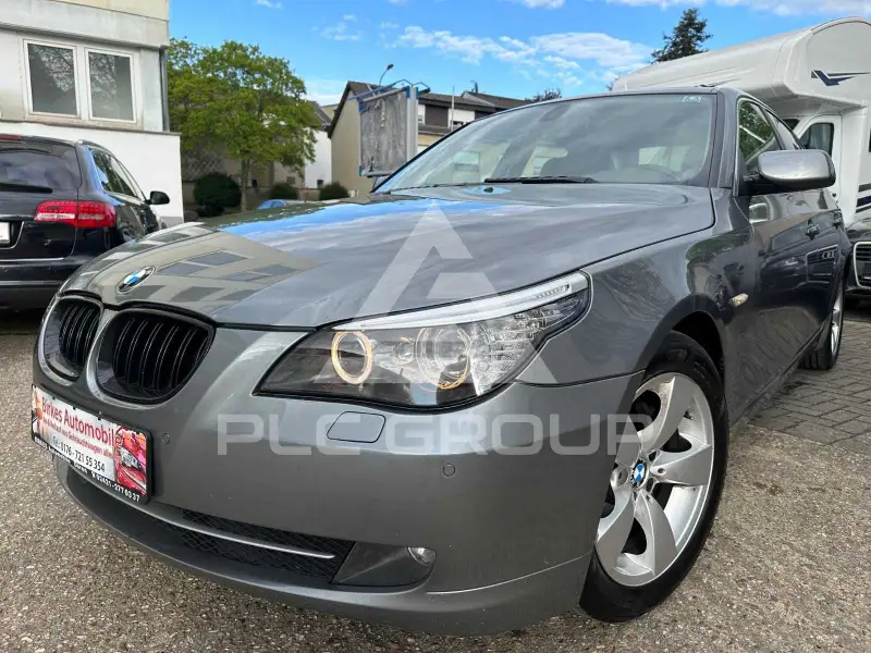 2009 BMW 520