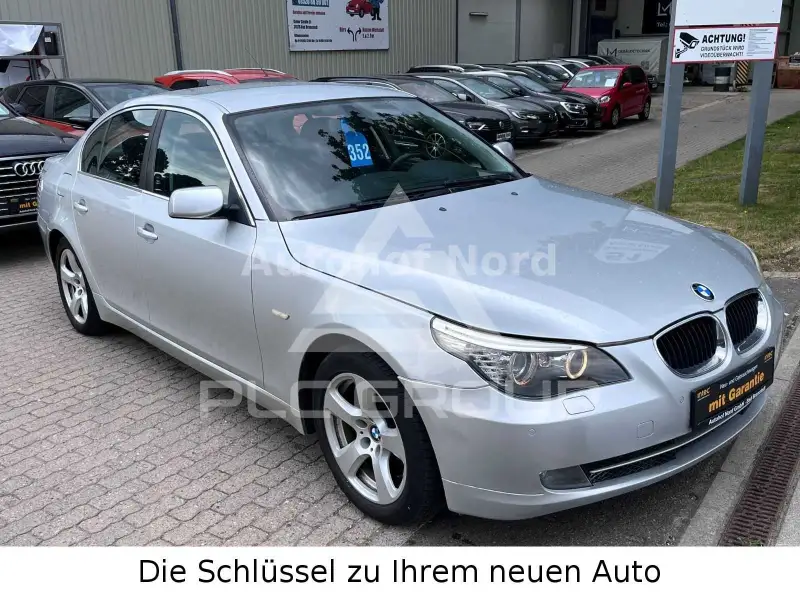 2009 BMW 520