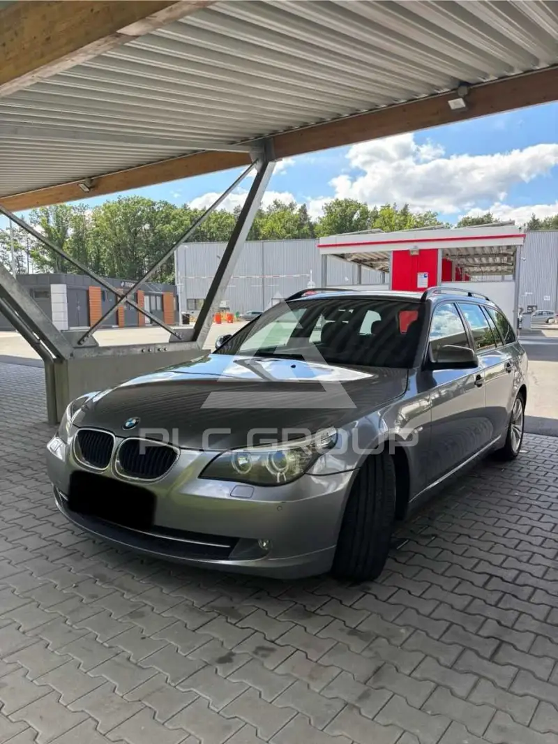 2009 BMW 520