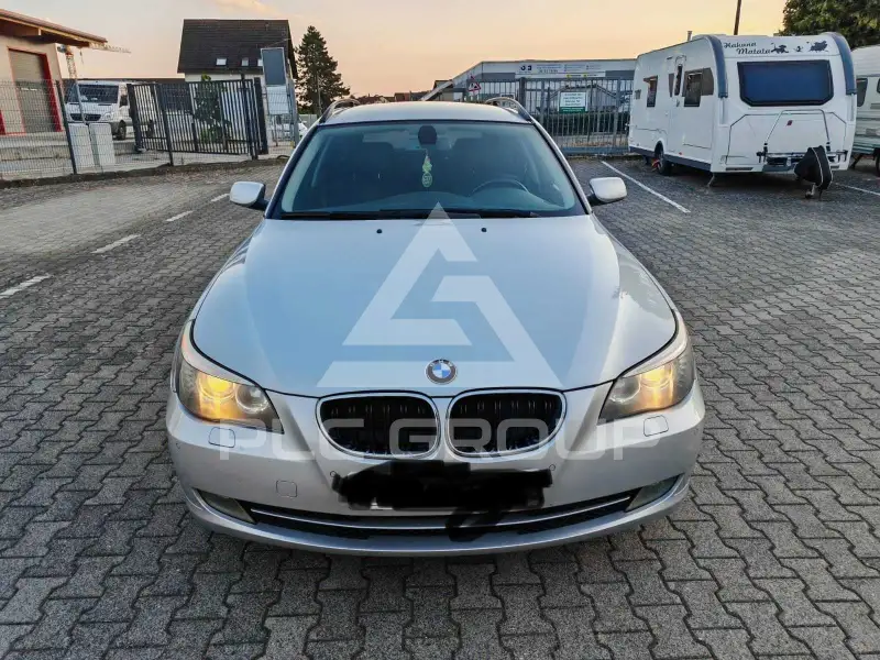 2009 BMW 520
