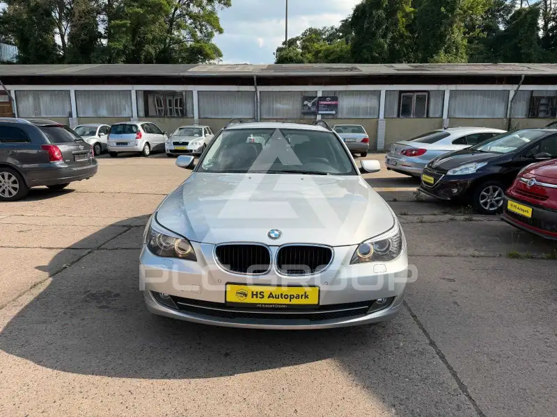 2009 BMW 520