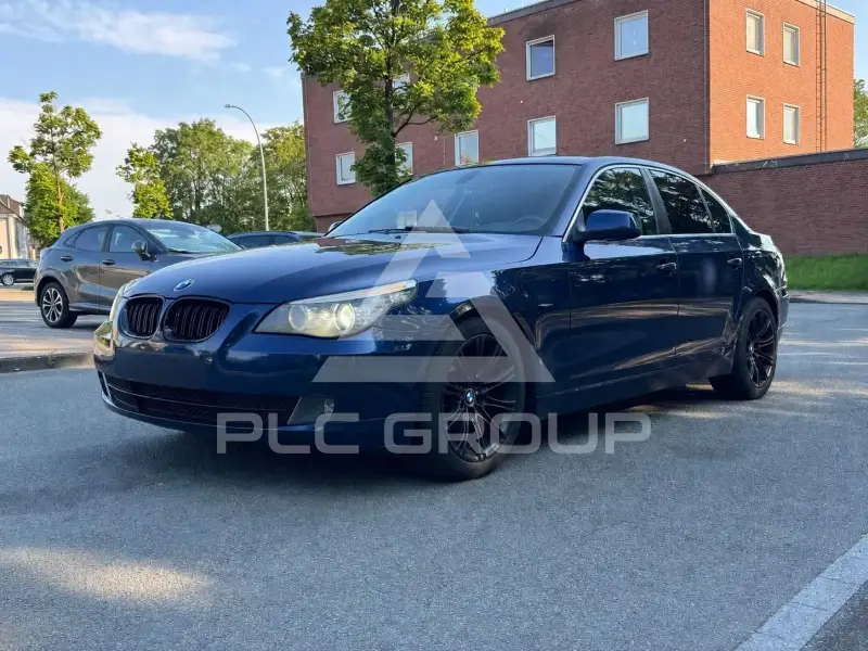 2009 BMW 520