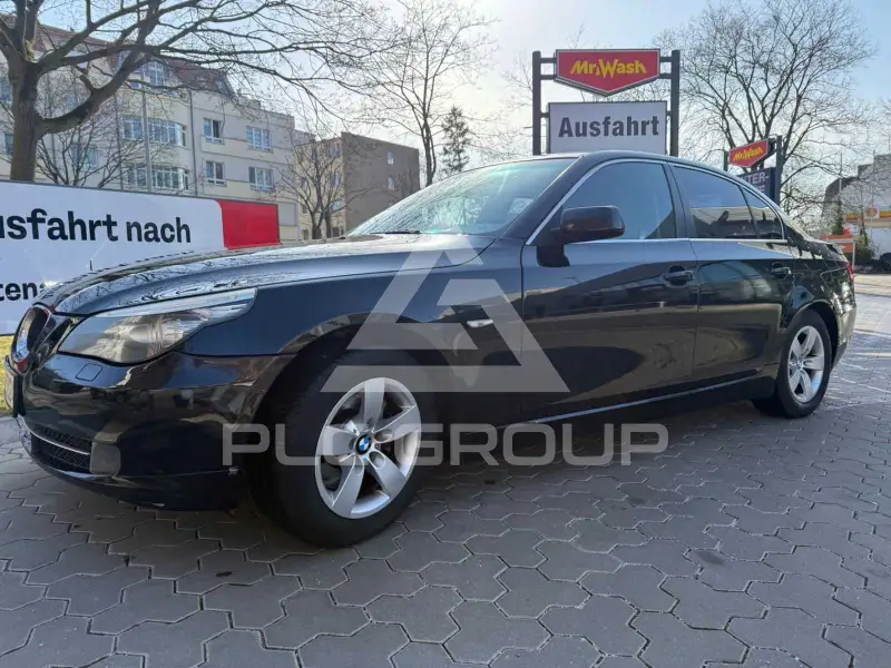 2009 BMW 520