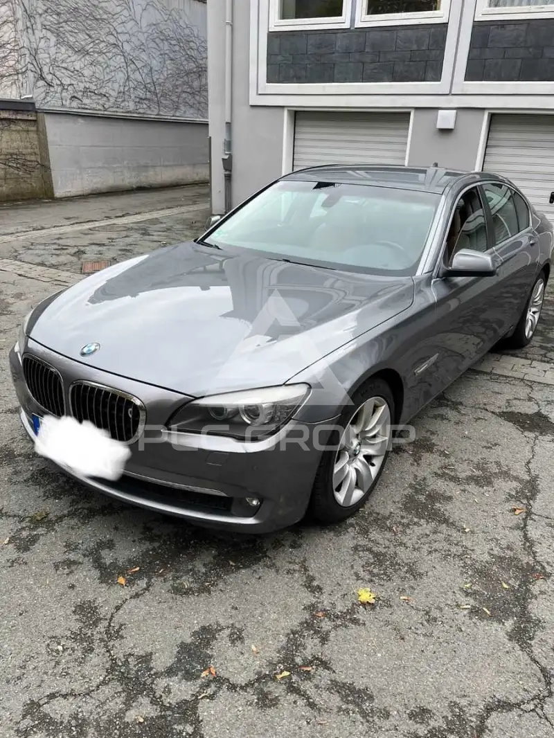 2009 BMW 730