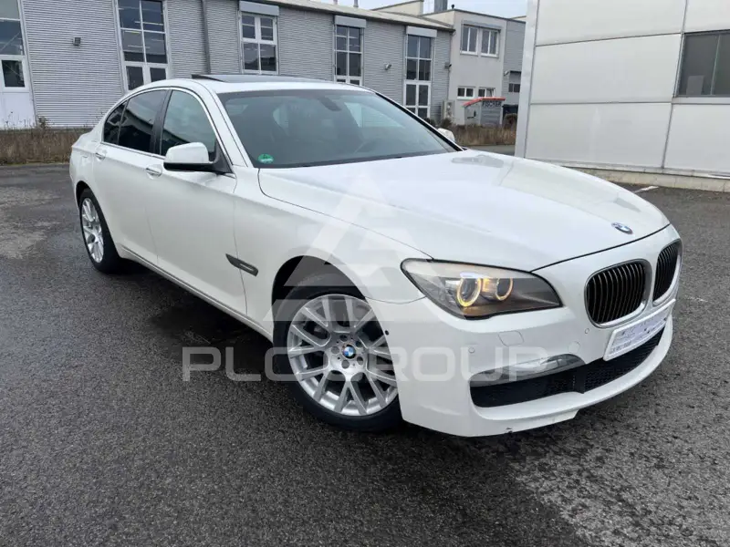 2009 BMW 730