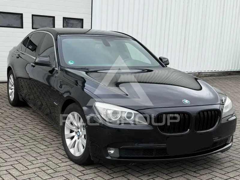 2009 BMW 730