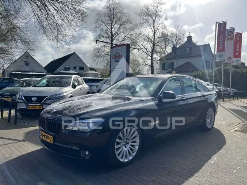 2009 BMW 730