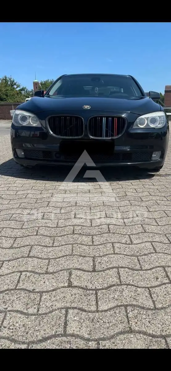 2009 BMW 730
