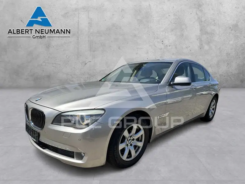 2009 BMW 730
