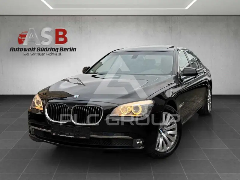2009 BMW 730